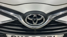 Toyota Yaris 1.33 VVT-i Icon 5dr Petrol Hatchback